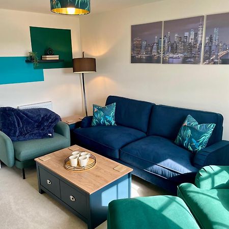 3-Bedroom Luxury Stay With Free Parking Market Harborough Ngoại thất bức ảnh