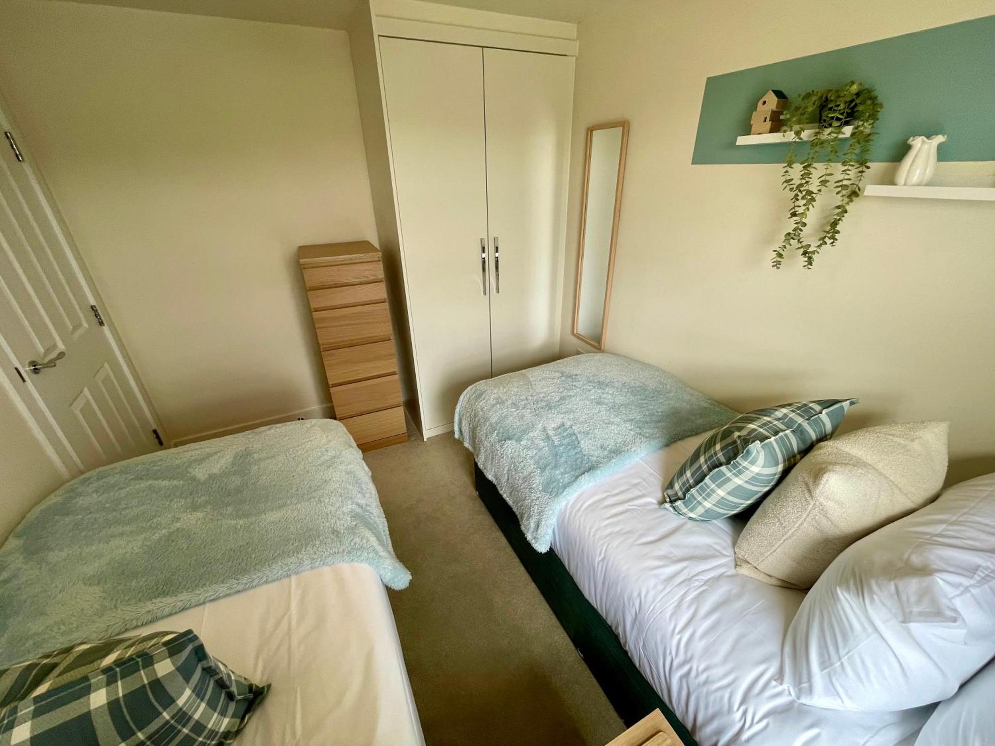 3-Bedroom Luxury Stay With Free Parking Market Harborough Ngoại thất bức ảnh